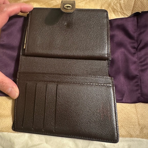 Louis Vuitton Damier Kisslock Wallet - Picture 3 of 12